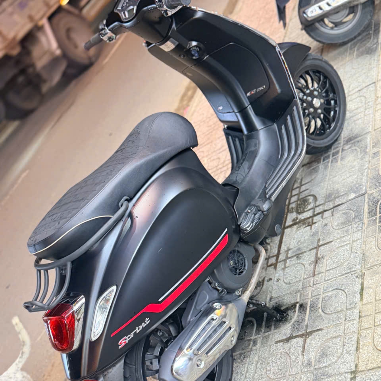 Vespa Sprint 150 ABS 2022 Đen Nhám – Chính Hãng, Phong Cách Ý, Động Cơ i-Get