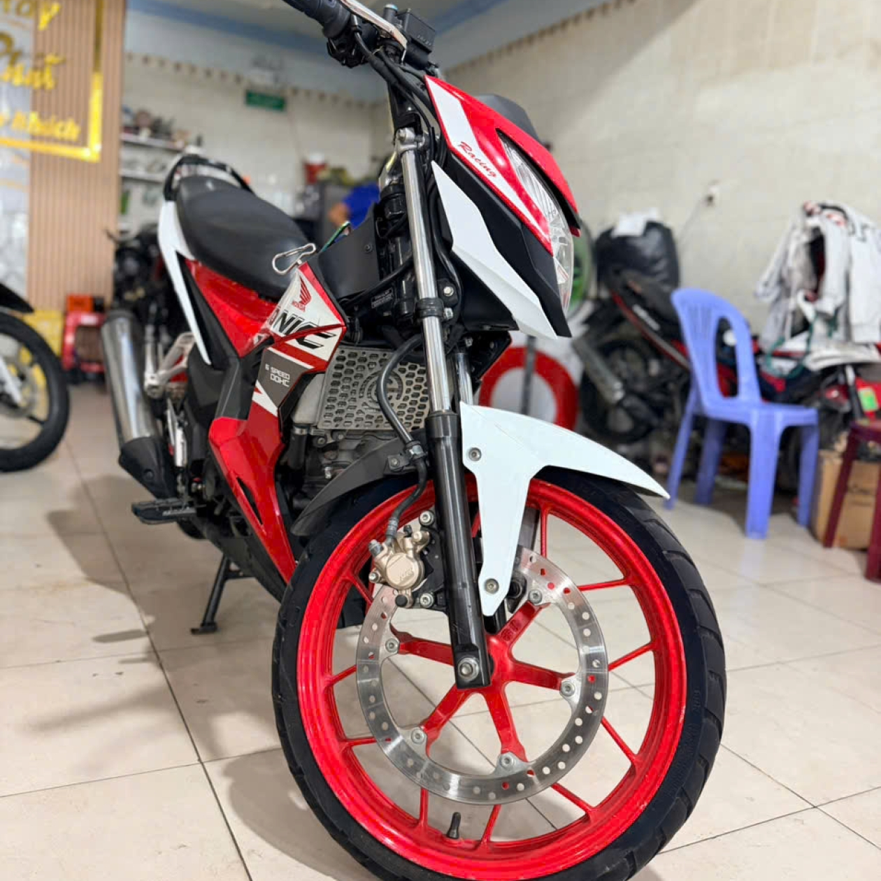 Honda Sonic 150R