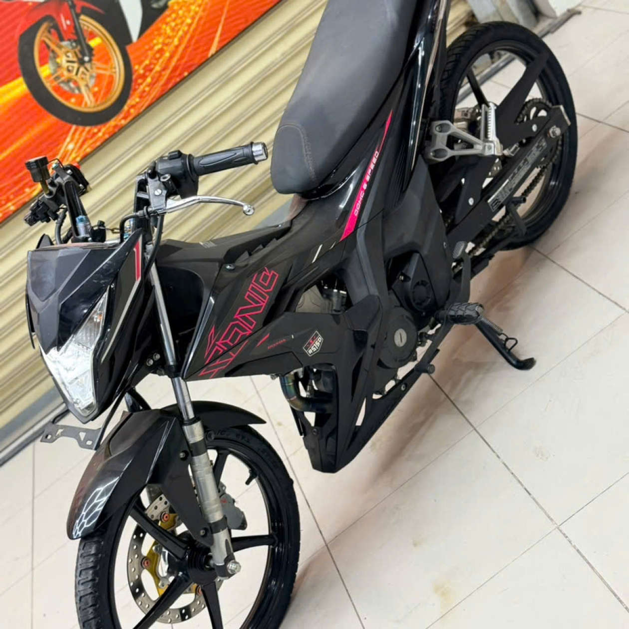 Honda Sonic 150R